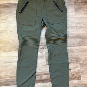 Duluth Trading Co. Women's Flexpedition Pull-On Skinny Pants size 6